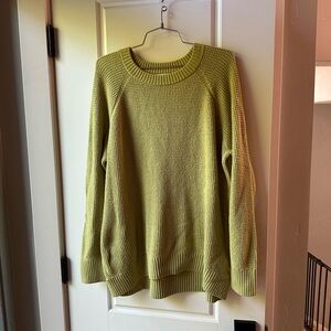 Old Navy Women's chartreuse Green Sweater